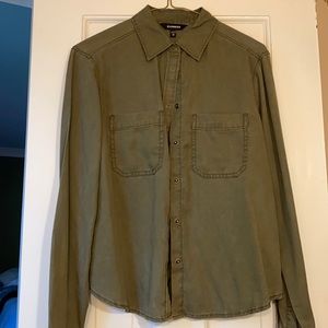 Express green utility shirt
